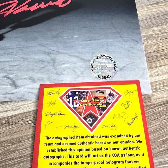 Gordie Howe Detroit Red Wings NHL Signed Photo - Authenticated - Picture 2 of 3